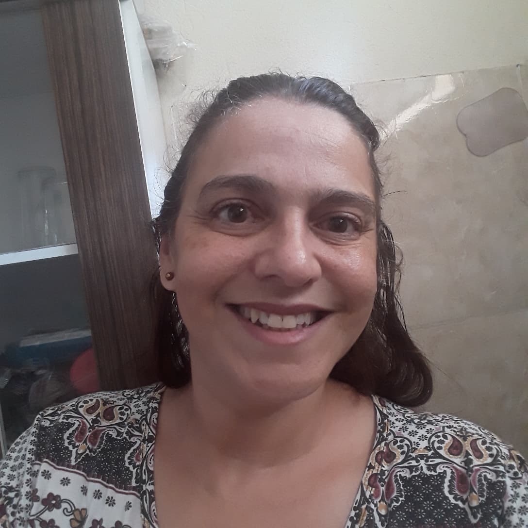 Alessany Morais De Souza Peres