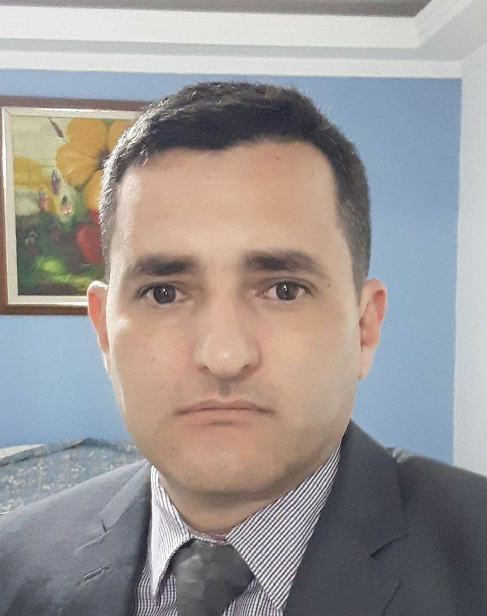 Hilton Oliveira Santos