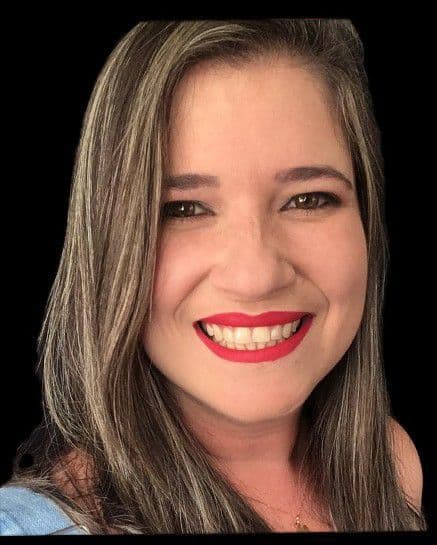 Monique Medeiros De Carvalho