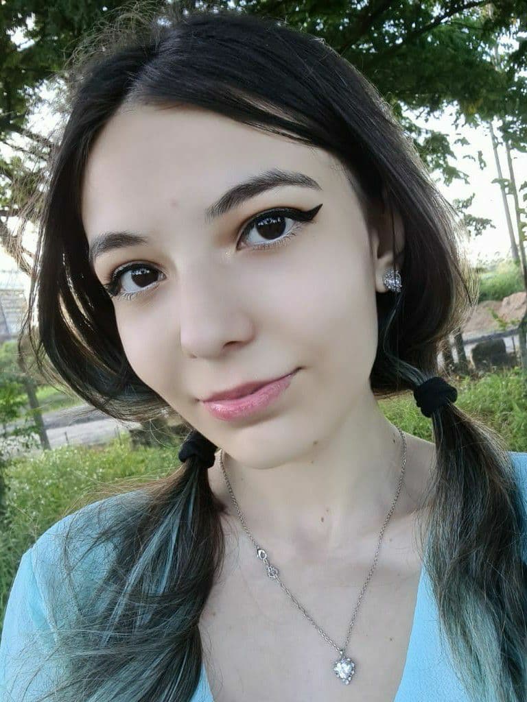 Ester Valadares da Silva