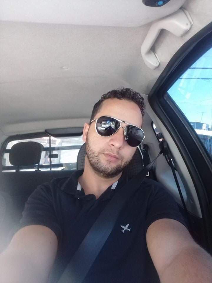 Vander Hilton Sales Siqueira