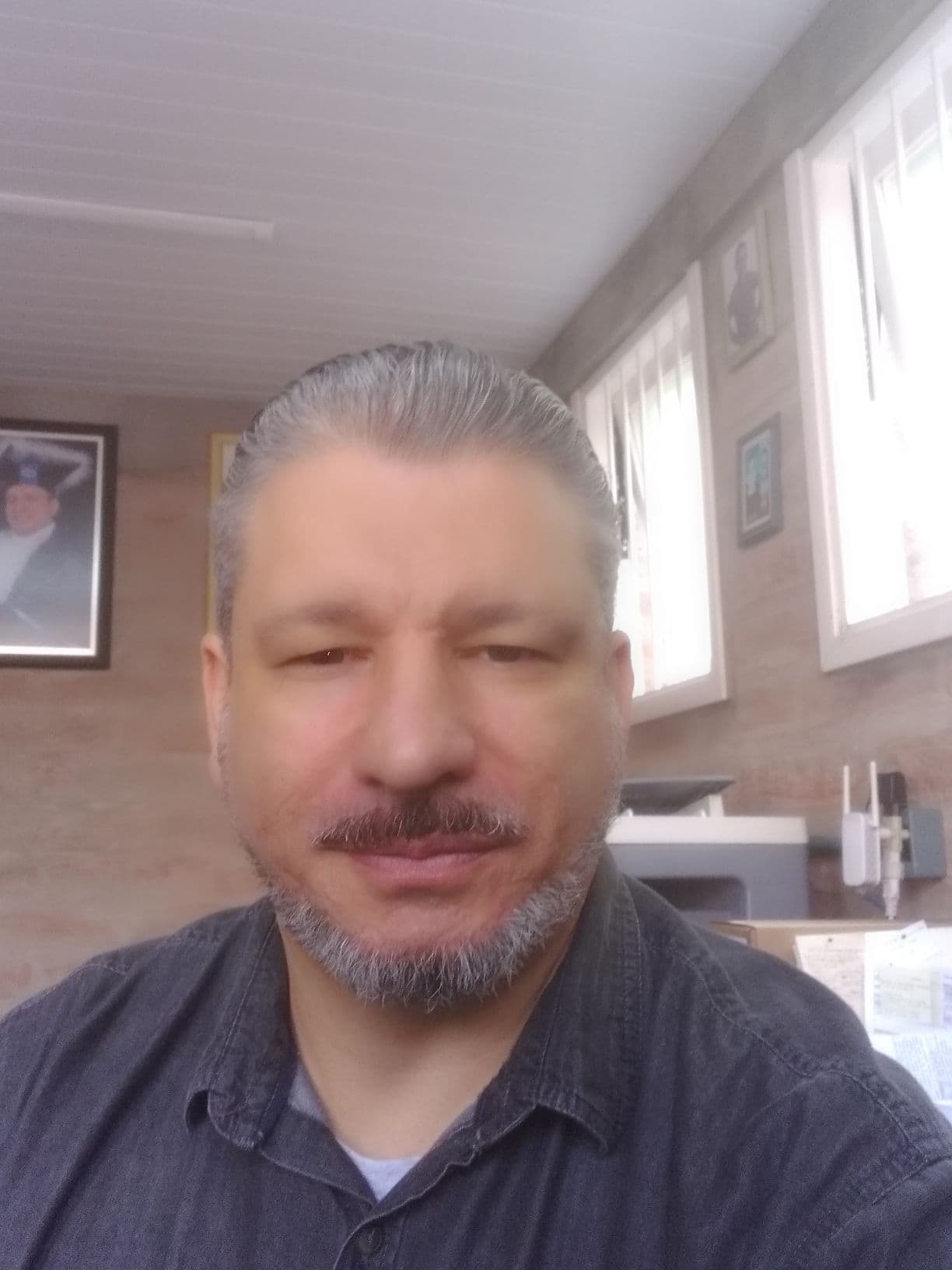 Leandro Benatti De Oliveira