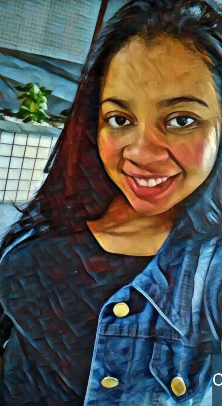 Thalita Santana Rezende de Alencar