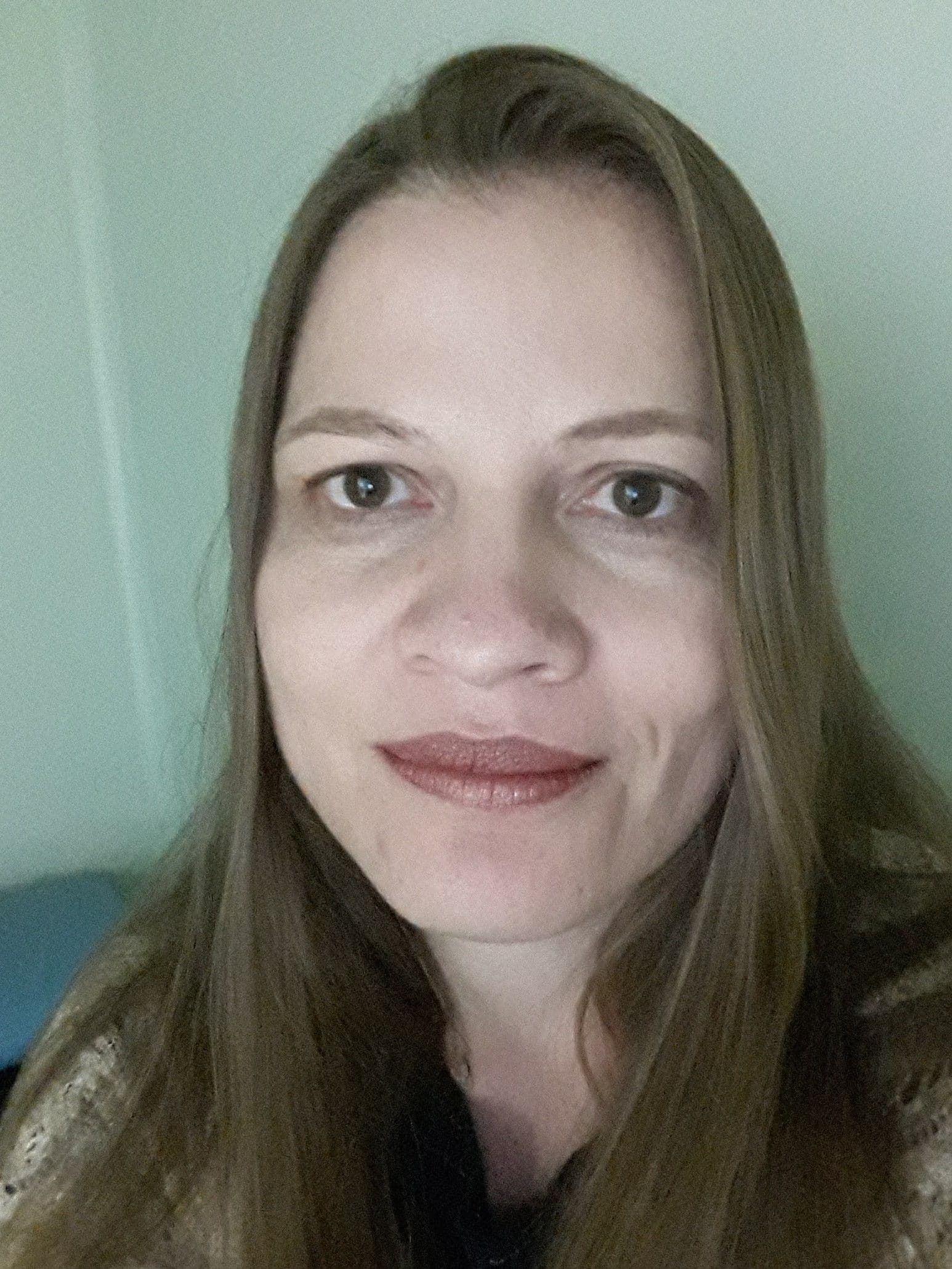 Alessandra de Almeida Folharini