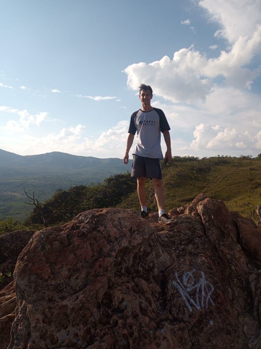 Ahednes Fernando Lúcio