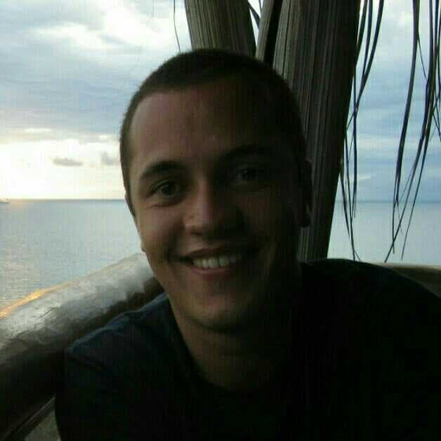 Luis Camargo De SOUSA