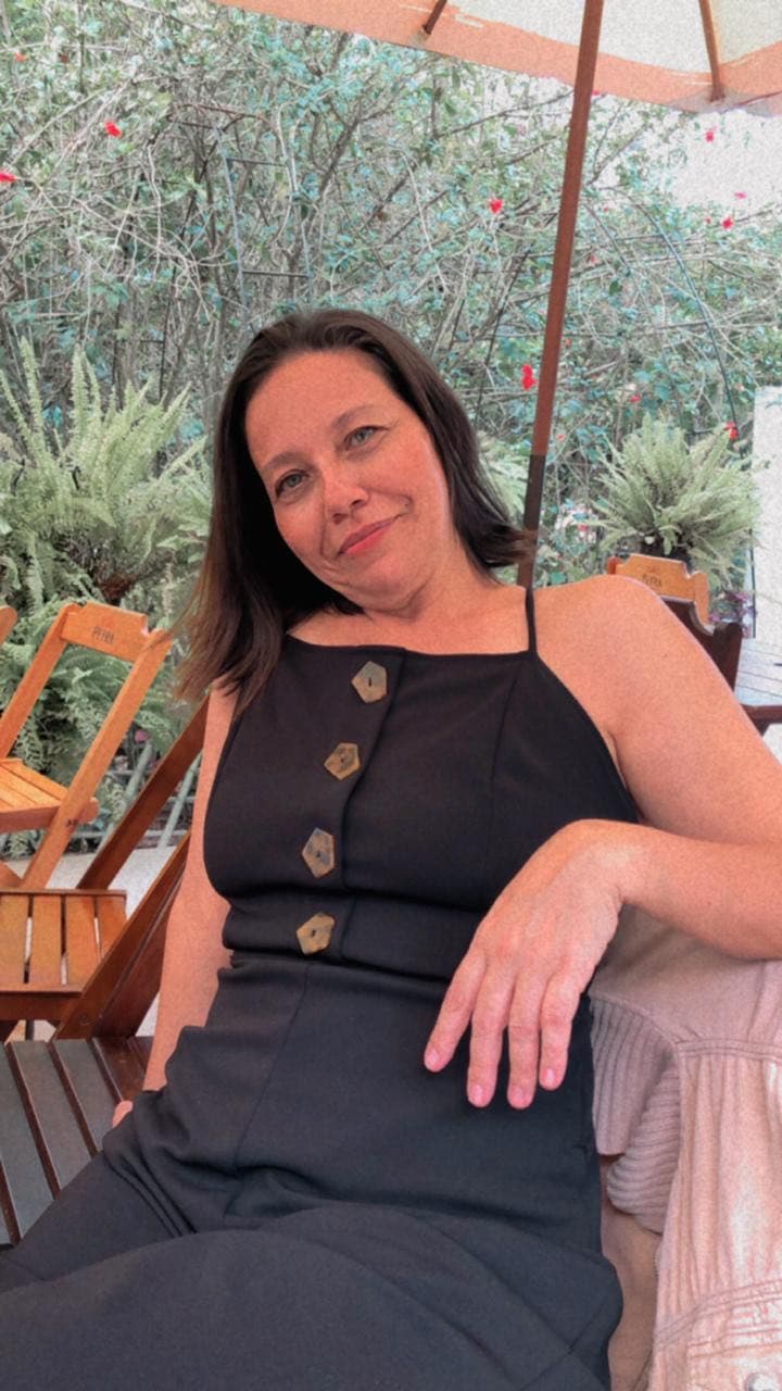 Cintia Rodrigues da Silva Caixeta Guimarães